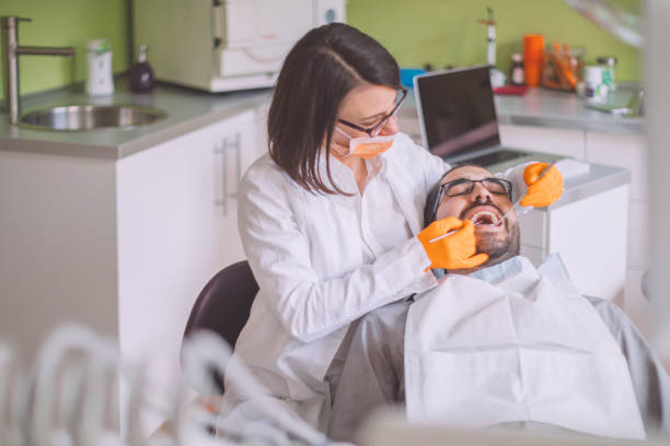 Best Emergency Tooth Extraction  in Union City, NJ